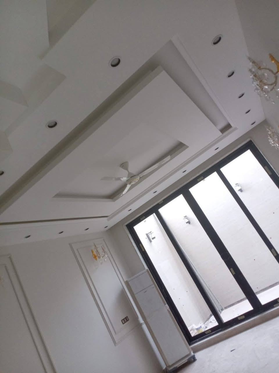 السلام عليكم نشتغل في ترميم المنزل وتقسيم المنزل الى منزلين ونعمل في بناء الاراضي والطابق الثاني وترميم كافة المنازل وتصفيط البادلو وتصعيد المواد وتنضيف المنازل وسعر مناسب جدا جدا ‏‪0770 034 2248‬‏ /***********
