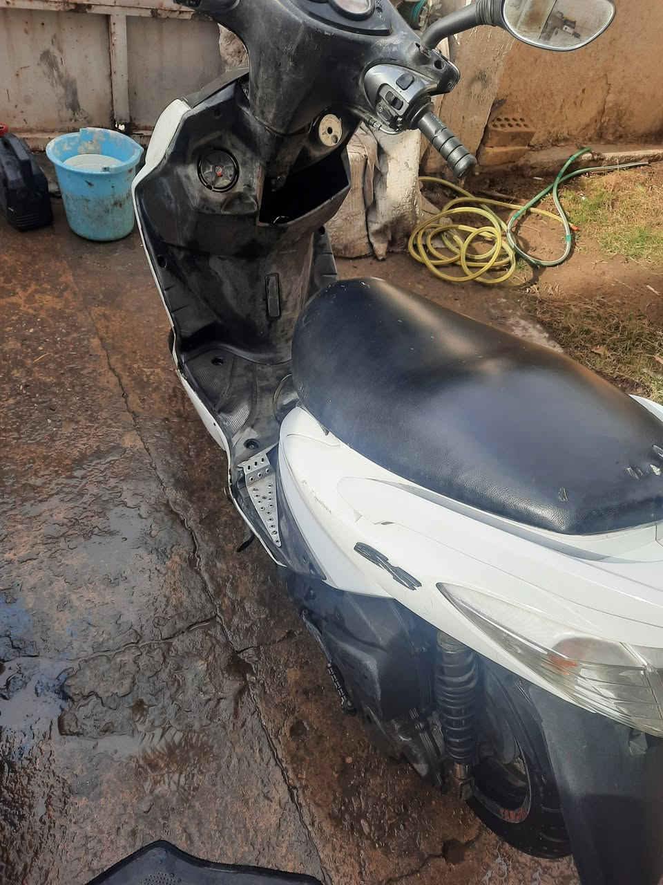 السلام عليكم دراجة سكنس فحل كابريتر نكرة سلف وهندر باي وكت يرادلها نقوصات بسيطة السعر ٥٠٠ وبيهاا مجال مكان بغداد شارع فلسطين


**إذا كنت صاحب هذا الإعلان وتريد حذفه لأي سبب، رجاءا أرسل رسالة إلى الدعم الفني**