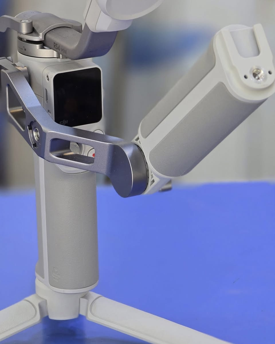 للبيع
DJI RS 4 Mini  COMBO


**إذا كنت صاحب هذا الإعلان وتريد حذفه لأي سبب، رجاءا أرسل رسالة إلى الدعم الفني**