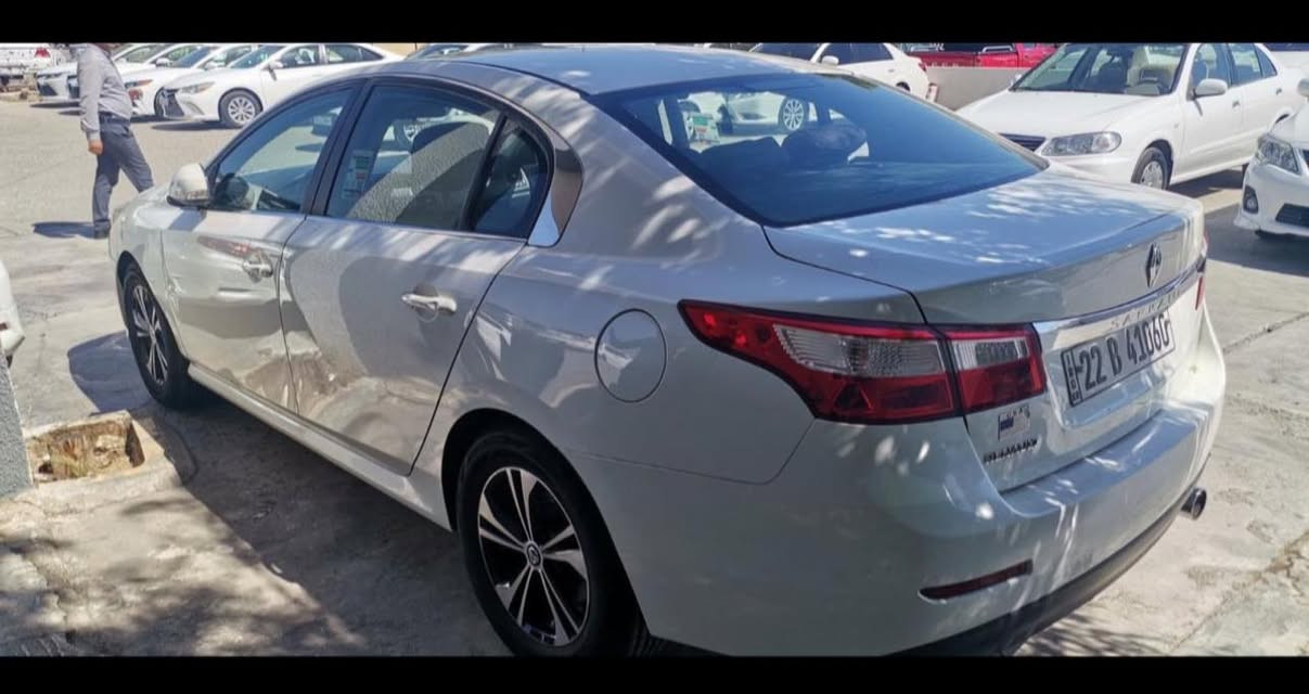 سلام عليكم
رينو سافران 
رقم اربيل 
سيارة مكفول من ضربة و  سبغ بيهه شبر بارد
مكان سليمانيه
***********
