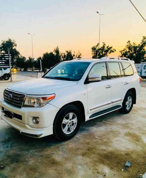 السلام عليكم ورحمة الله وبركاته اريد تعليق حلو مثلك يسعدني واكون خادم الك والسياره وراعيها ترخص الكم اخوان اني مهندس بوزارة الكهرباء ولابيع ولاشتري اني جناي واني صاحب اكبر سونار في بابل لفحص السيارات بحيث اخذت هاي السياره من زمان واني فاحصه بيدي بسوناري هسه نويت ابيع والي ياخذه مافحصله اني يروح يفحص يم غيري افضل اله والي لاندكروز 2009 مكفوله كفالة من الصبغ والضربه فقط بارد قليل كير ومكينه مامفتوحات على وضع الشركه جديدة بمعنى الكلمة رقم بغداد انكليزي  بسمي مابيه اي نقص سعرها اتصل وخادم مكاني بنفس السونار مالتي بس تكتب بالخارطه سونار برلين كار الالماني هيه الخارطة اجيبك واني خادم وممنون  الاتصال ***********
