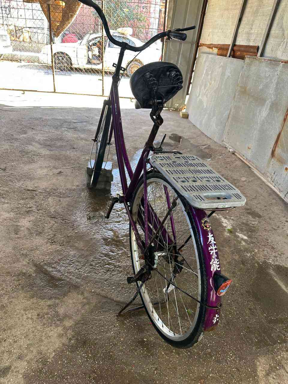 سلام عليكم  شباب بايسكل البيع سعره 100 وبي مجال البصره 5ميل رقمي الموبايل ***********
