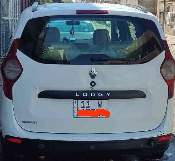 السلام عليكم
🔵سياره للبيع 
🔵رينو لوجي 2014.   7راكب
🔵رقم بغداد 
للاستفسار  على الارقام التاليه 
***********🔵***********
