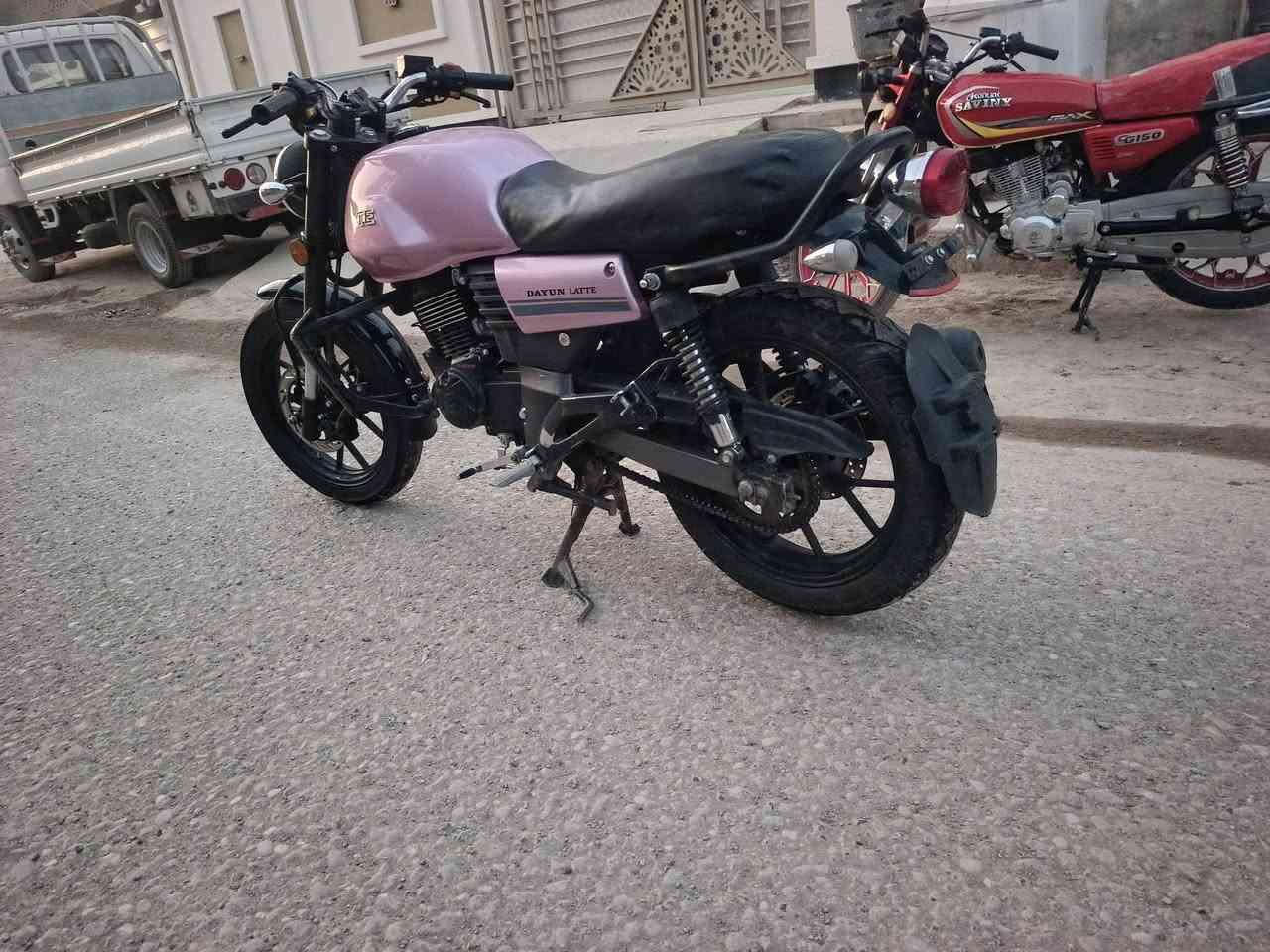 السلام عليكم
دايوان لايتي للبيع 23مرقم ديالى باسمي تحويل ثاني يوم دراجة مكفولة من كل شيء مكينة ما مبدل بيها ولا برغي مكان ديالى بعقوبة سعر 2400 واتساب أو اتصال ***********
