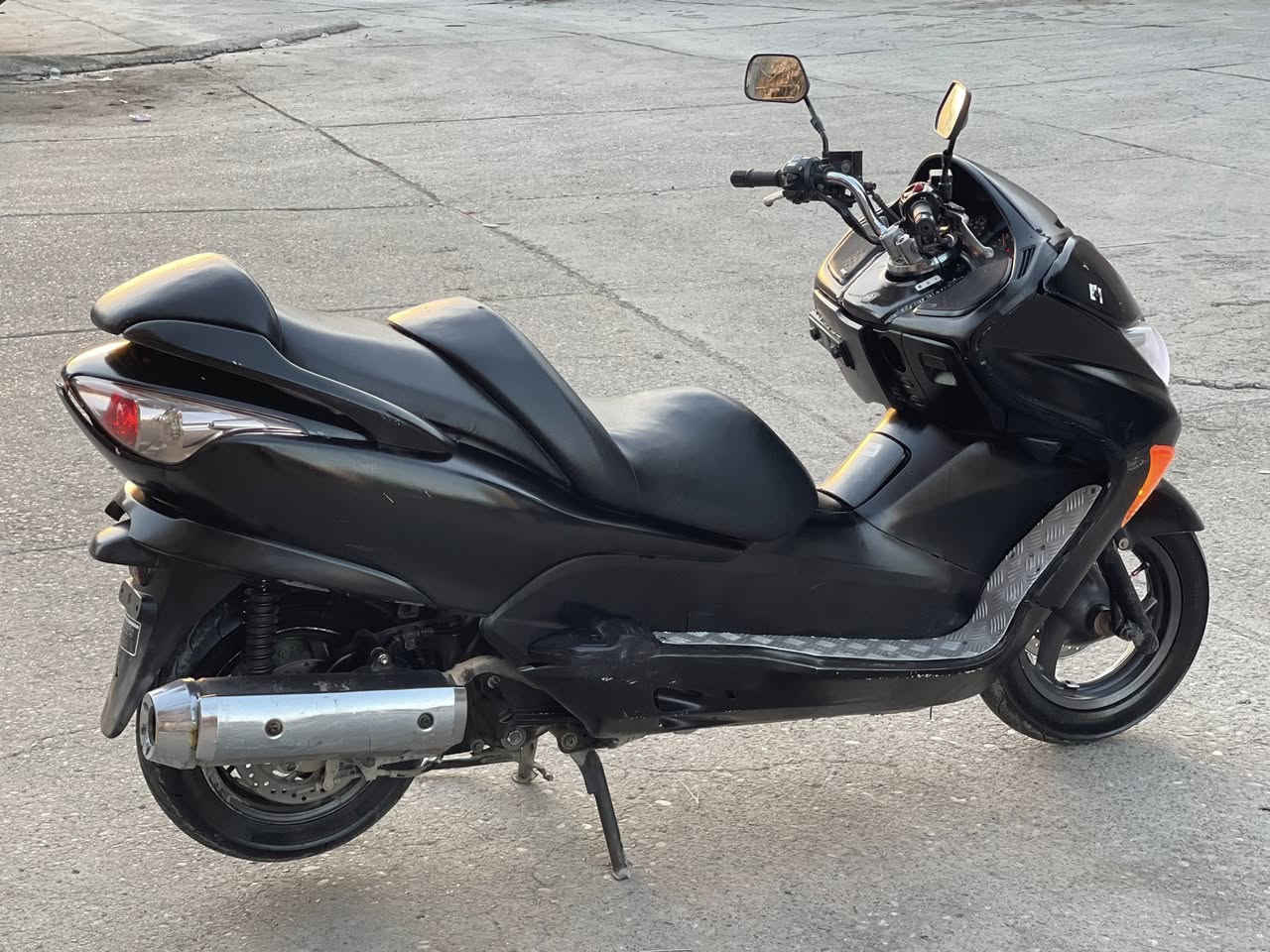 FORZA 0-9
مەکینەی بە شەرت تا بڵێی بەقوەتە ئیستۆپ پێشو دوا بێعەیبە چویتەری بێعەیبە دەبڵی پێشو دوا بێعەیبە تا بڵێی بەقوەتە  گێچی کیلۆمەتر و حەماوە و زەختی بێعەیبە  شەحنی مەزبوتە کارەبایی بێعەیب 
سعری ٥٨٠ هەزار و کەمێک مەجال

***********************
دەستخۆش ئەدمینی بەڕێز

مکان سلیمانیة
