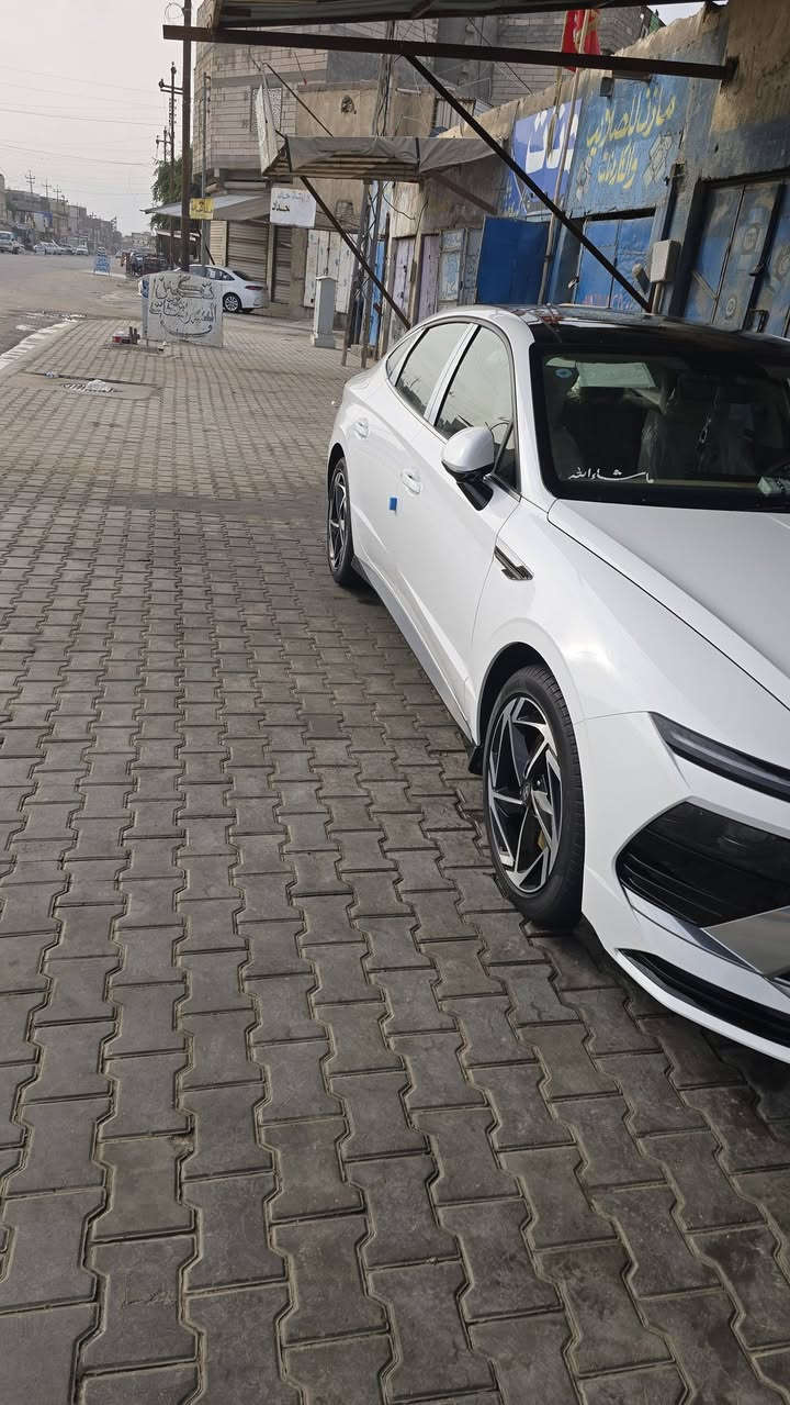 سوناته البيع مديل2025زيرو فول مواصفات بنرامه سعر 228وبيه مجال لستفسار ع رقم ***********/***********
