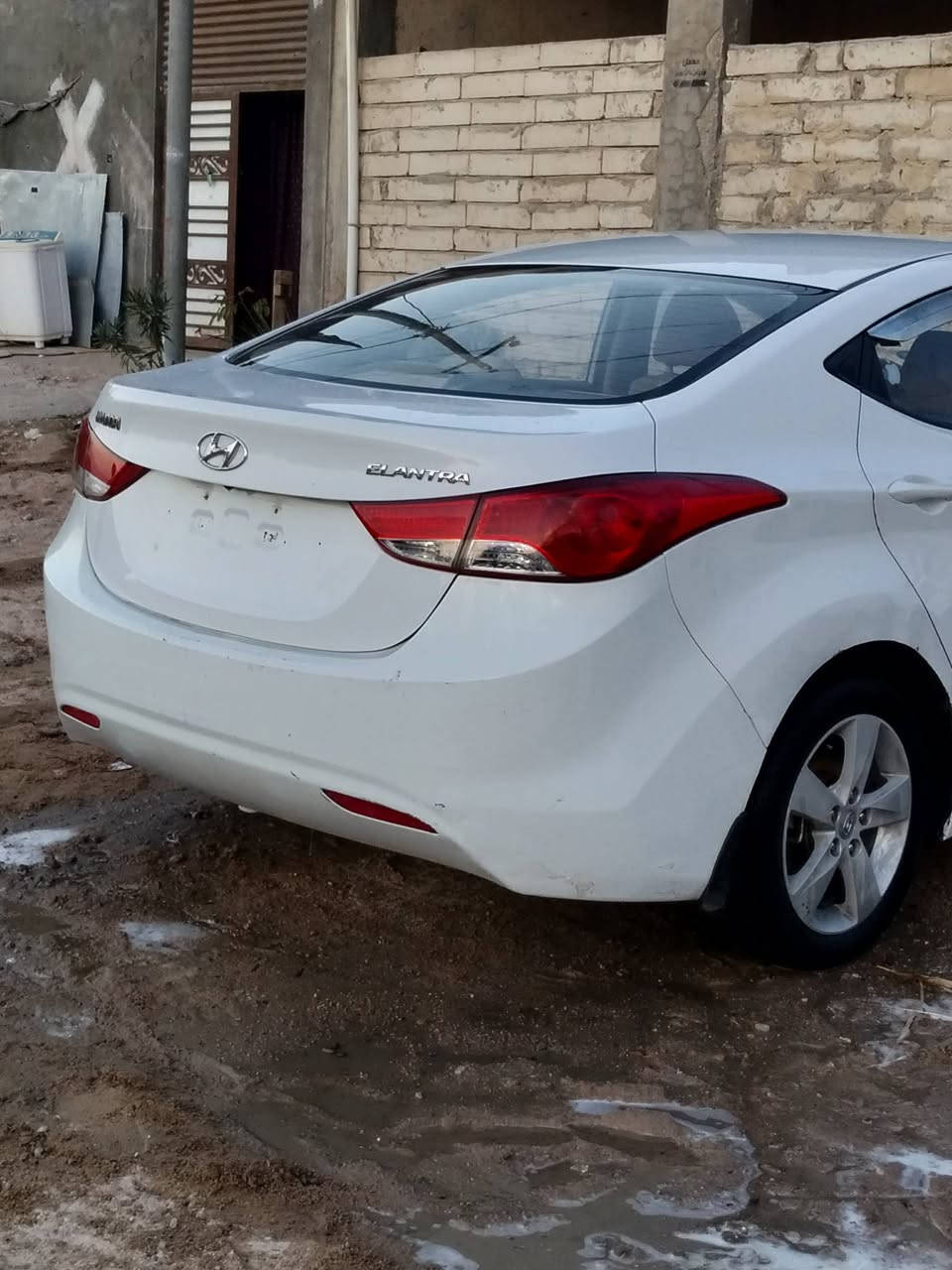 السلام عليكم النتره للبيع 2012 محرك 1800الاستفسار ع هذا الرقم ***********
