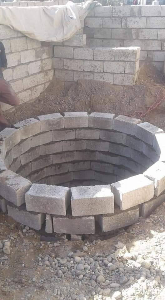 اسلام عليكم يوجد كادر حفر منهولات وبنا  وتصفير ابيوت      ***********للاتصال عل*********** ⚡ابو وعد
