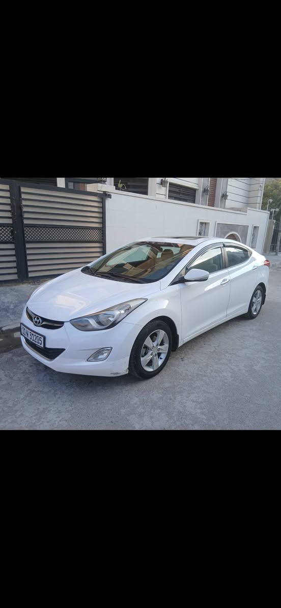 سلام عليكم النترا للبيع 2014 مكفولة ظربة صبغ بارد عدا طخة خفيفة بخشم الجاملغ الامامي الايمن مكينة1800 مكينة وكير مكفولات صدر امامي وخلفي جديد اتصال*********** واتساب موجود ماشية 112الف مكان السيارة بغداد البياع
