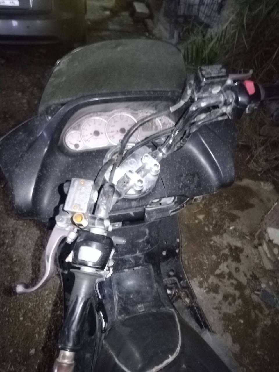 السلام عليكم دراجه فورصه صارله سنه متروكه درجة كشر مالته 80 بل ميه نضيفه كلشي مابيه ابس متروكه صارله سنه كوم حديد بيع رقمي ***********
