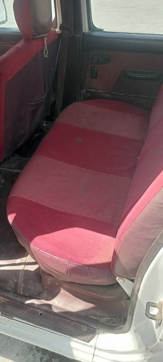 السلام عليكم  نيسان  موديل 2000 رقم ذق قار   دولي بأسمي  صار سبوع محولها يعني سنويه لل2031  مكينه صار شهر من شاده جديده 2400 سياره مكفوله من العيب الشرعي  السعر 60 وبيها مجال مكاني  ناصريه الشرا ي يتصل ***********
