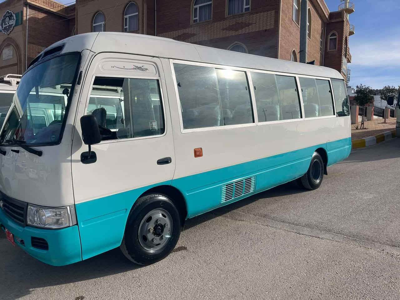 لبيع 2006 رقم بصره
ممتواجد عل فيس
بيع مستعجل ١٦٠ وبي مجال 
رقم ***********
