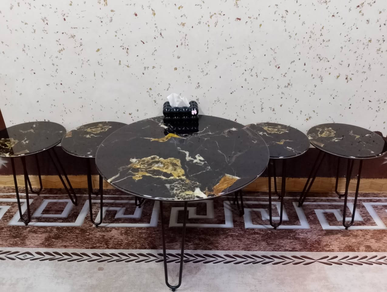 ميز واربع طبلات مستخدمين قليل مرمر


**إذا كنت صاحب هذا الإعلان وتريد حذفه لأي سبب، رجاءا أرسل رسالة إلى الدعم الفني**