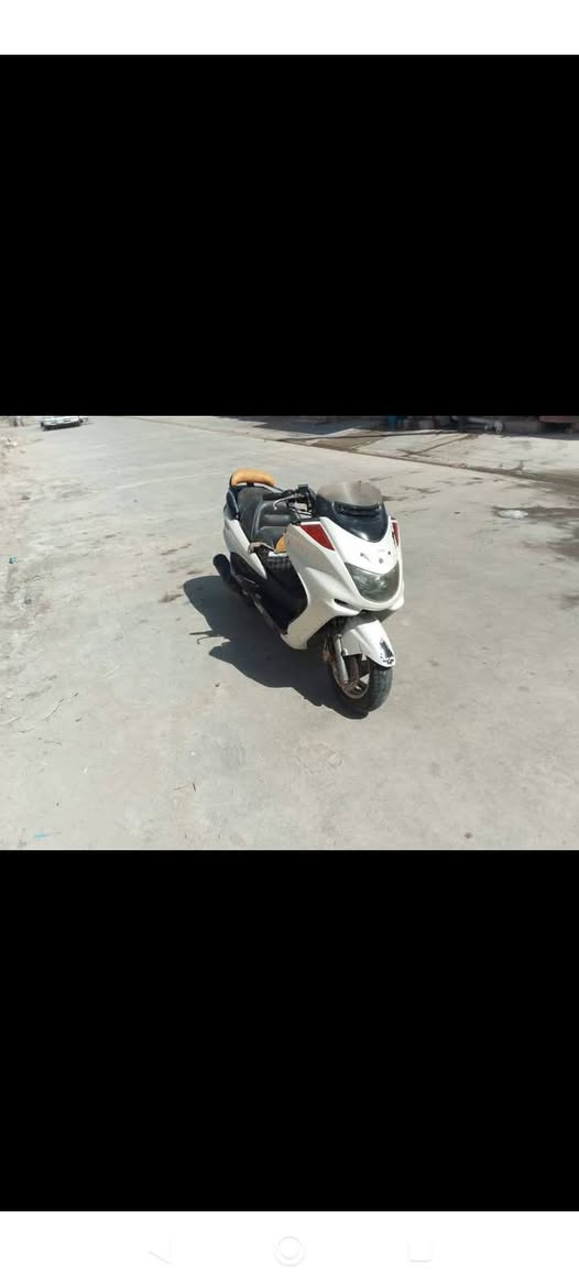 سلام عليكم شباب ماجسته دبل رون حديثه دراجه نكره سلف دراجه جاهزه عله اخر حبايه البيع و مراوس حسب القناعه مكان ناصريه مركز ***********
