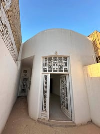 حي الميلاد • ١٠٠م • غرفة وصالة