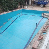 هذا هو المعلم ببغداد 07840038949 خلفه سيراميك ارضيات وجدارى ومرمر