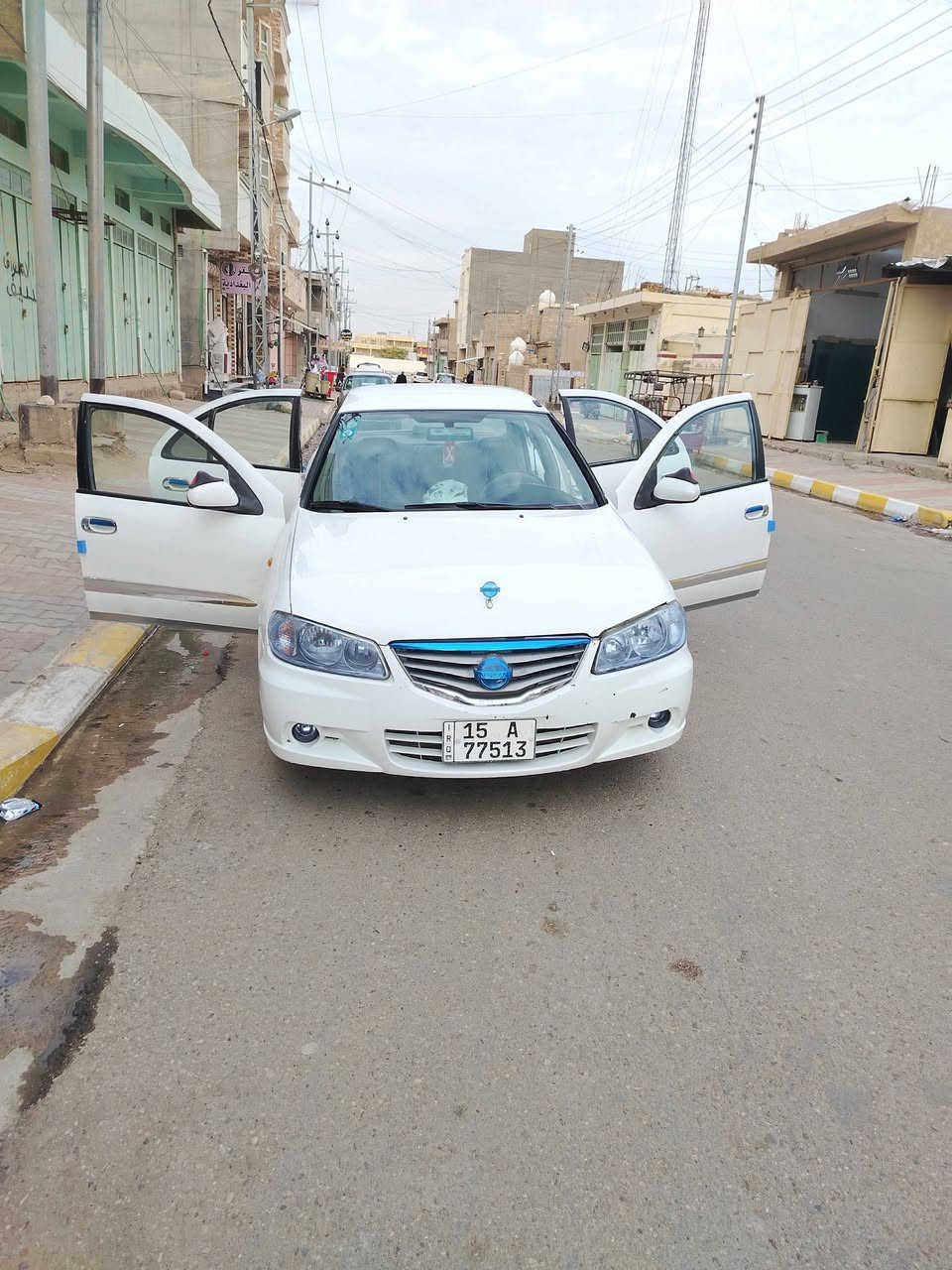 السلام عليكم سني ياباني موديل 2000 رقم انبار انكليزي كير اوتوماتيك بي خلل في النمره الرابعه محرك جيد تبريد شغال بيها صبغ بابين بدون دواخل السعر 67 بيع او مراوس. بسبعه راكب العنوان الرمادي ***********
