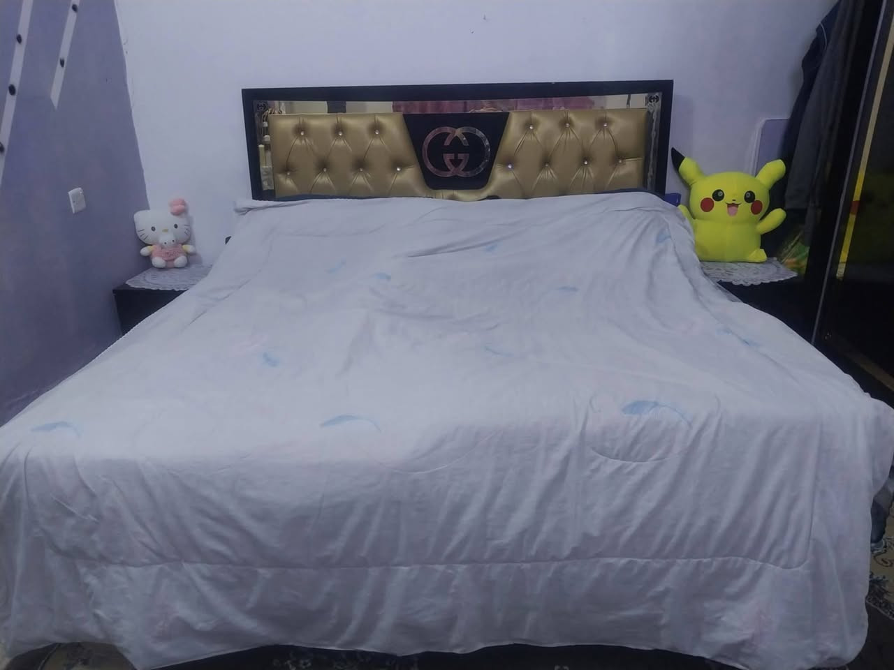 #للبيع  السعر 200 @إشارة


**إذا كنت صاحب هذا الإعلان وتريد حذفه لأي سبب، رجاءا أرسل رسالة إلى الدعم الفني**