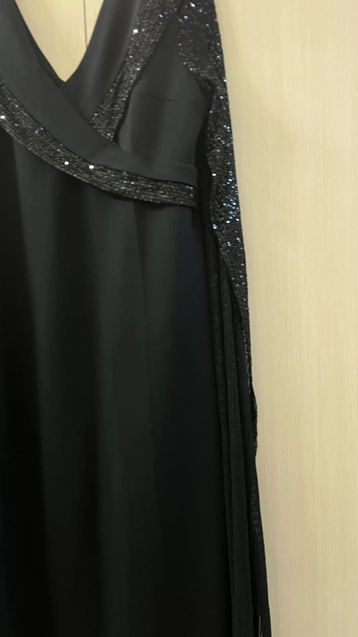 فستان اسود للمناسبات قياس50 سعر60


**إذا كنت صاحب هذا الإعلان وتريد حذفه لأي سبب، رجاءا أرسل رسالة إلى الدعم الفني**