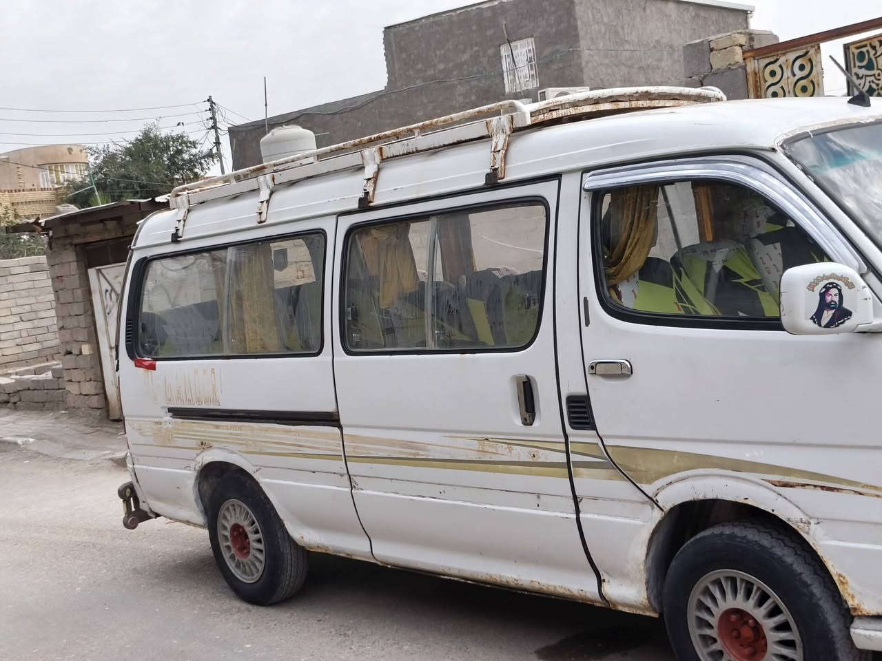 سلام عليكم خوان سياره فتون 2009رقمه بابل راعيه بابل بل مسيب بس ماندل وين بل مسيب سياره جاهزه كير مكينه أكسل حداديه دواخل نضيفه سياره حلوه درع أمامي ودرع خلفي سيبايه سياره جاهزه كير اتومتيك سياره حداديه 70/100 مكاني البصره القرنه الشرش قرب جامع الجوادين سعر 35وبيه مجال الطيبين *********** رجان المتتعجبه  لا يكسر بسعرهه
