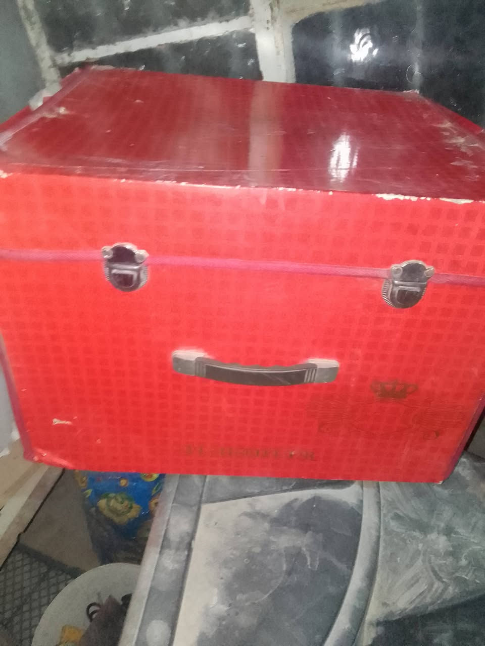 السلام عليكم اني بالرفاعي عندي غراض مستعمله بس استعمال قليل ونضيفات ا
الاتصال على رقم ‏‪0782 710 3766‬‏
