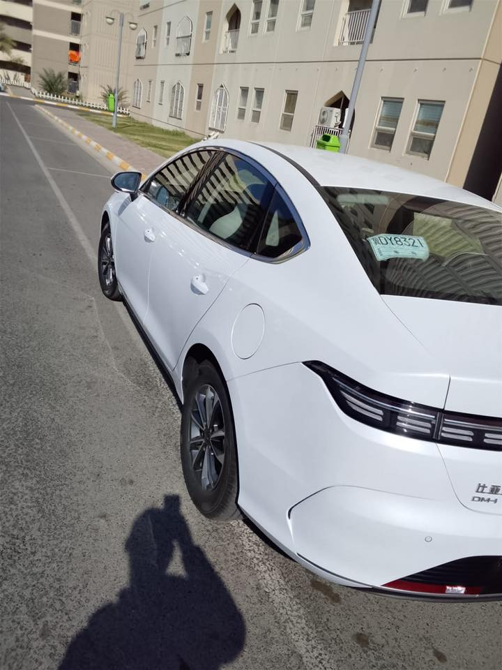 سلام عليكم بيوايدي ديستوري بغداد ب اسمي ماشية 8 مكفولة ما عدة هاي طخة بسيطة ب جنطة كلش بسيطة السعر 18 و 200 اتصال *********** مكان السيارة السيدية اعلام
