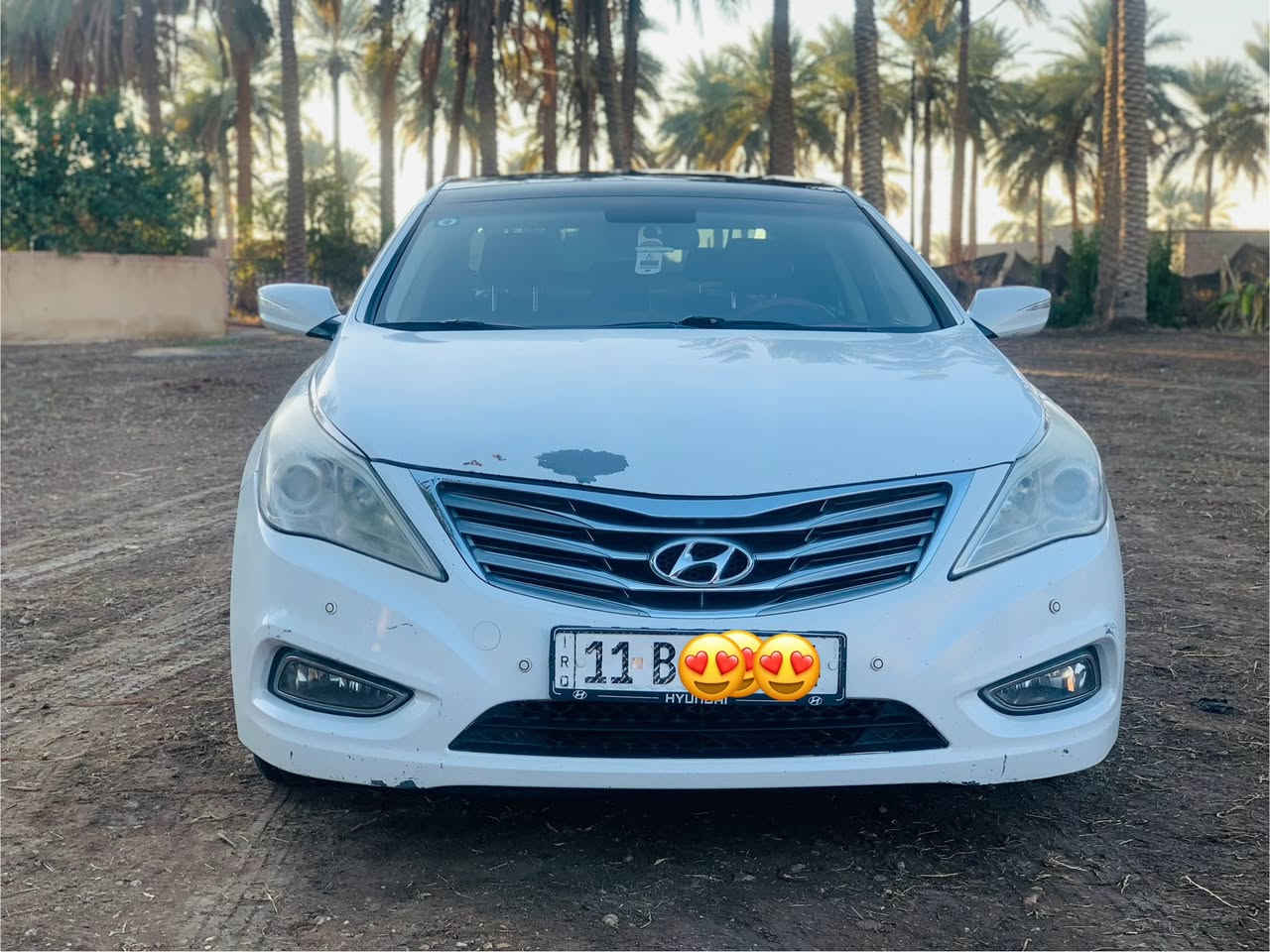 السلام وعليكم أزيرا 2012 خليجي فول مواصفات بانوراما قطعتين تبريد كشنات جلد جوزي  تدفئة تبريد كشنات كهرباء تحكم ستيرن  بصمة تشغيل تخم تاير جديد السيارة فول فول Vip كير محرك مكفولات محرك V6 (3300) السياة جاهزة للأخير رقم بغداد مرقم دولي الجديد السيارة بأسمي  بيها قطعة باب السايق فقط مبدل السعر 133 وبية مجال ***********
