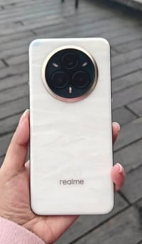 للبيع او مراوس ب آيفون حسب القناعة *Realme 14 Pro Plus 5G*   *1. الشاش...