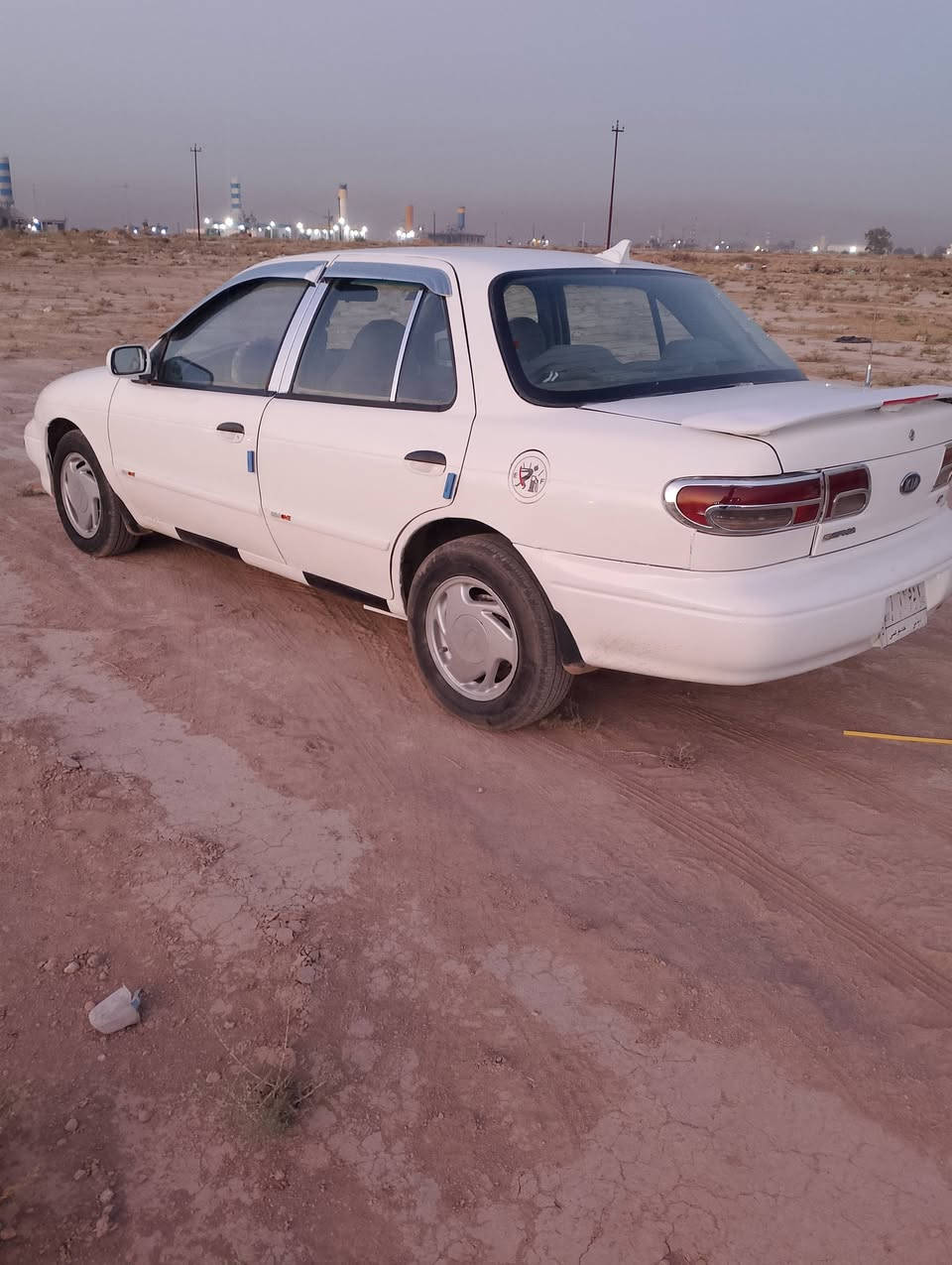 سلام عليكم سيفيه 95رفم ديالى سنويه نافذه مكينه كير خير من الله السياره صبغ حزام قديم للبيع او مراوس السعر 32وبيهه مجال مكاني بعقوبه قرب المرور***********
