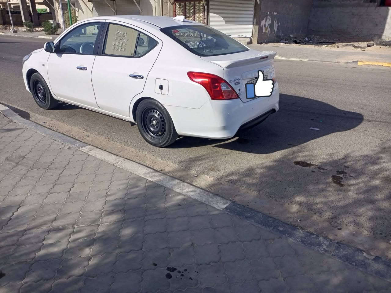 نيسان صني موديل 24 مكفوله بيها ملاحضات بصيطه وماشيه34 مكاني البصرة الزبير 
السعر 120قفل
لاتوصل ***********
