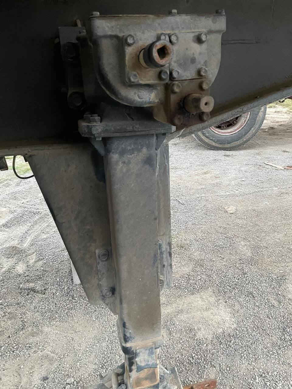 السلام عليكم
تانكي دهن مال عربانه 
ورجلين مال عربانه للبيع 
الاستفسار على الرقم ***********
