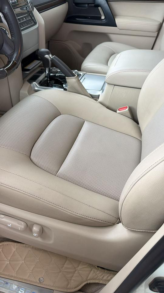 السلام عليكم لبيع لاندكروزر شركات موديل 2021 جنطه كهرباء حساس امامي خلفي كامره كشنات جلد فول مكفوله السياره وجديده كلش رقم اربيل تحويل وكاله حاضر ماشيه 70 السعر اتصل وبيك خير وتدلل استفسار ع الرقم :***********
