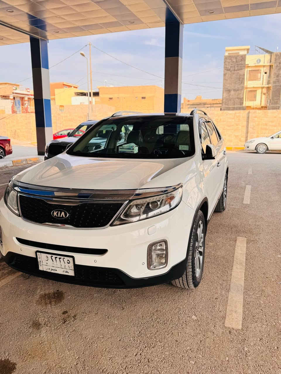 السلام عليكم
سورنتو 14 خليجي 
فول مواصفات عدا الفور ويل 
كفالة من الصبغ والضرر 
سونار موضح بالصور 
كير محرك ممفتوح 
ماشية 130
عليهة ادامة غرفة احتراق وتايرات جدد 
بغداد مشروع وطني باسمي 
مكانهة ديالى بعقوبة 
السعر 195
***********
