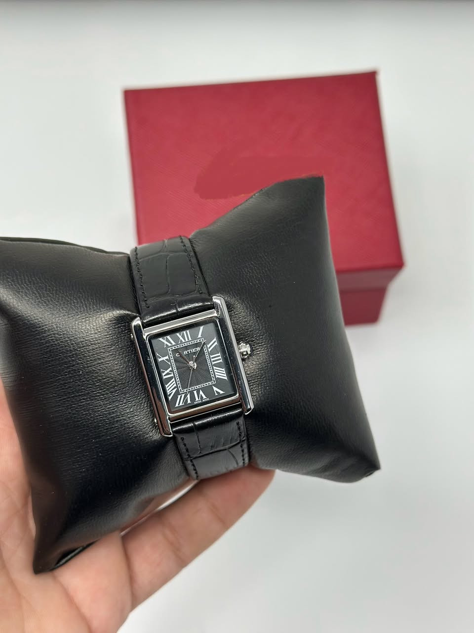 كارتير تانك
قطر ناعم 28
يلبس رجالي نسائي
مختمه سير وقفل وضهر 
زمبلك زفير 
قطعه مرتبه 
15 الف على اول تم


**إذا كنت صاحب هذا الإعلان وتريد حذفه لأي سبب، رجاءا أرسل رسالة إلى الدعم الفني**