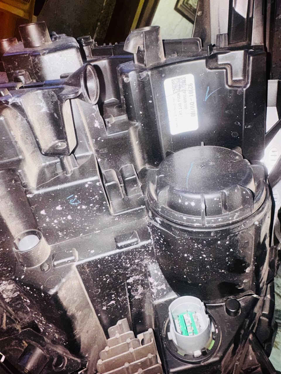 مازدا جهة السائق سبورتج 2025 تفضيخ امريكي كسر الجامة وظهر بسيط موضح بالصور . لايت شغال فقط اشاره نصها تشتغل . .. مكاني بغداد البلديات ***********
