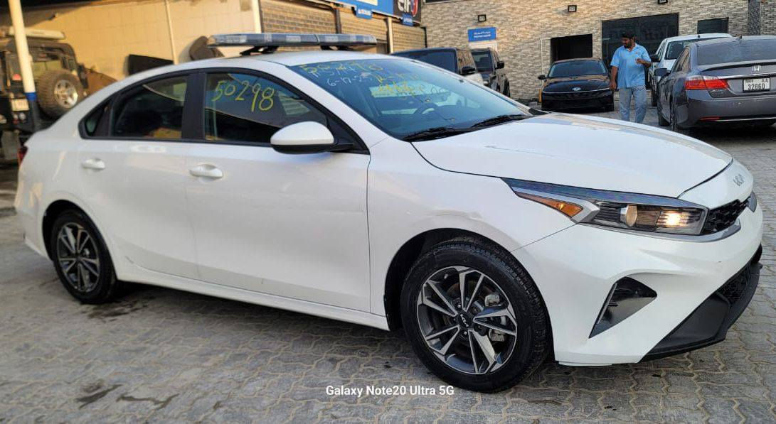 ﷽
*تم الشحن إلى منفذ سفوان*

*كيــــــافورتــي موديــ2024ـل*
*السعر121$(جاهــزه للشحــن)*
__________________________
🚘 كفالة: (🔧 كير – ⚙️ محرك – ❄️ تبريد – ⚠️ حادث مسبق شرط الفحص) 
______________________________
🏢 يوجد لدينا مكاتب في جميع المحافظات لغرض المكاتبة مكاتبنا ضمن المحافظات الآتية: بغداد_ كربلاء _بصرة _حلة _ناصرية _عمارة
______________________________
📞 اتصال أو واتساب:
👤علي ناصر 
📱***********
👤 أبو أسد
📱 ***********

---
رابط كروب الواتس اب مزاد امريكا (مزاد 🇱🇷)
https://chat.whatsapp.com/KAoWEws6Rer6AtjM59D2FA
______________________________
🔗 رابط كروب الواتساب – نشر يومي لجميع أنواع السيارات (الإمارات) 🇦🇪:
https://chat.whatsapp.com/G6Loe2hW2XeI5QWDgcjXqc
