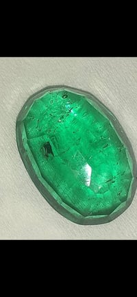زمرد كولومبي • طبيعي • حجر