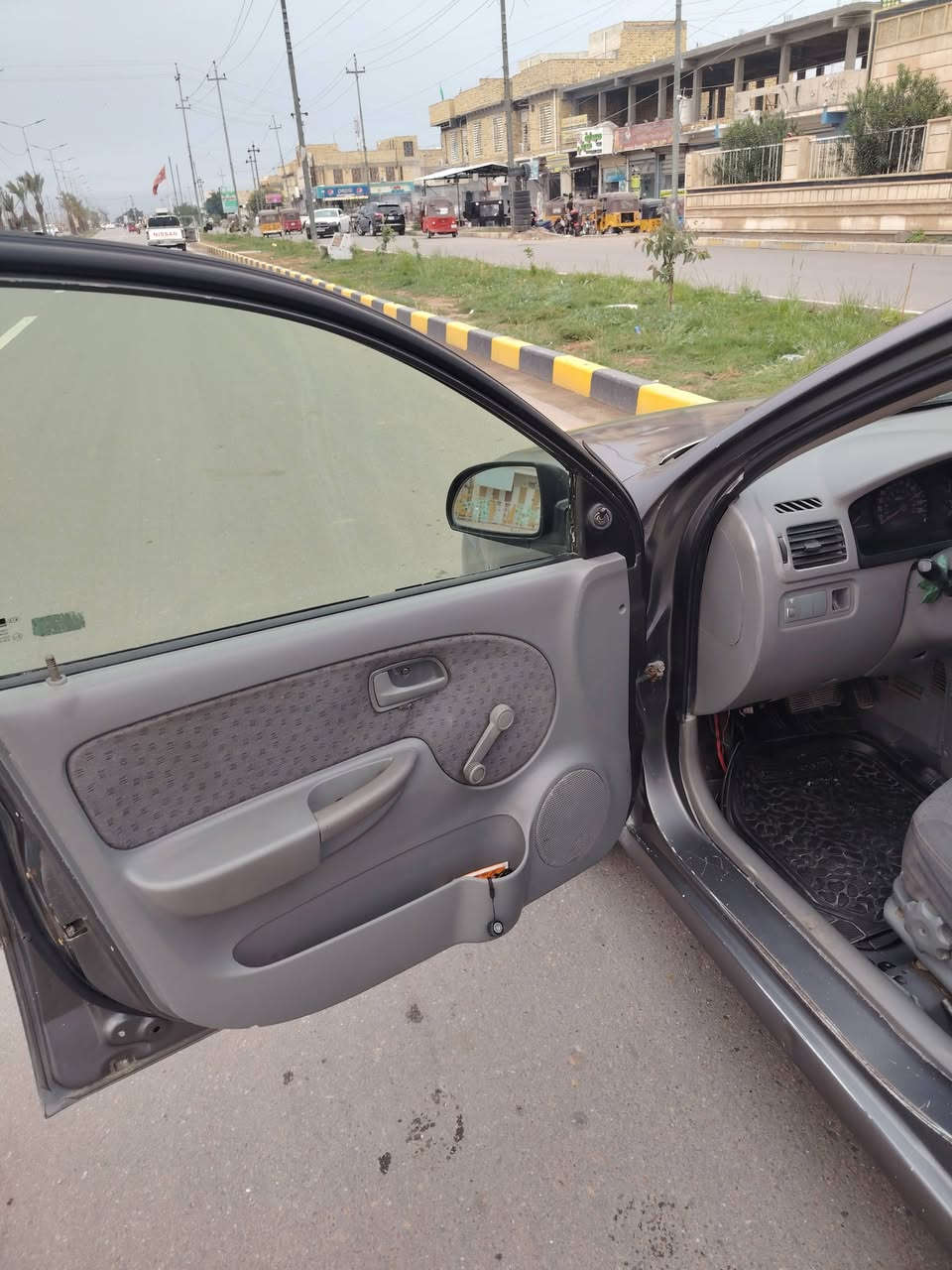 كيه ريو ٢٠٠٤كير رقمه صلاح الدين صدامي وبيه وكاله مداور ثاني يوم   السياره جاهزه مكينه مسكر كير اوتو   ااسعر ٣٢وبيه مجال *********** العنوان العماره المجر الكبير
