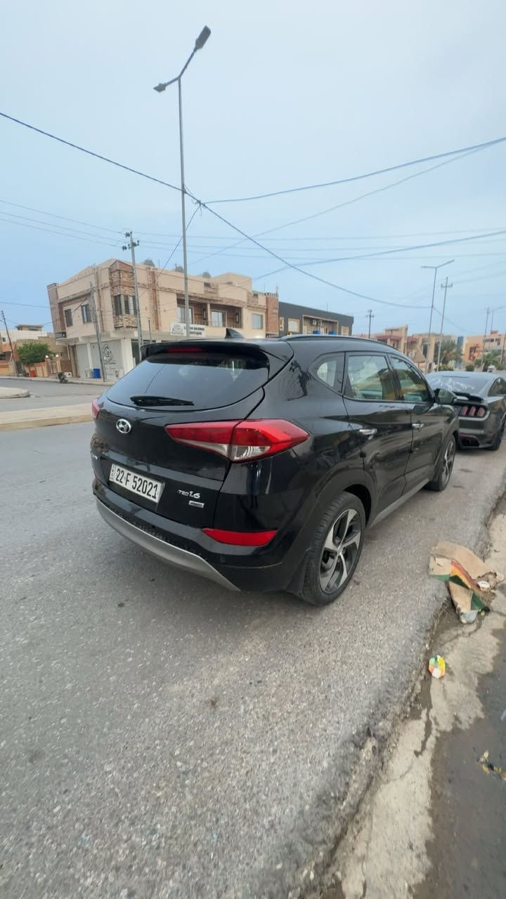 توسان للبيع 2017 فول فول مواصفات كلين بلا اي ضربا فقط شبر صبغ بل صنوق سيارا ما بيها مصرف جديدا خام السعر 145 ورقة الاستفسار عل رقم ***********
