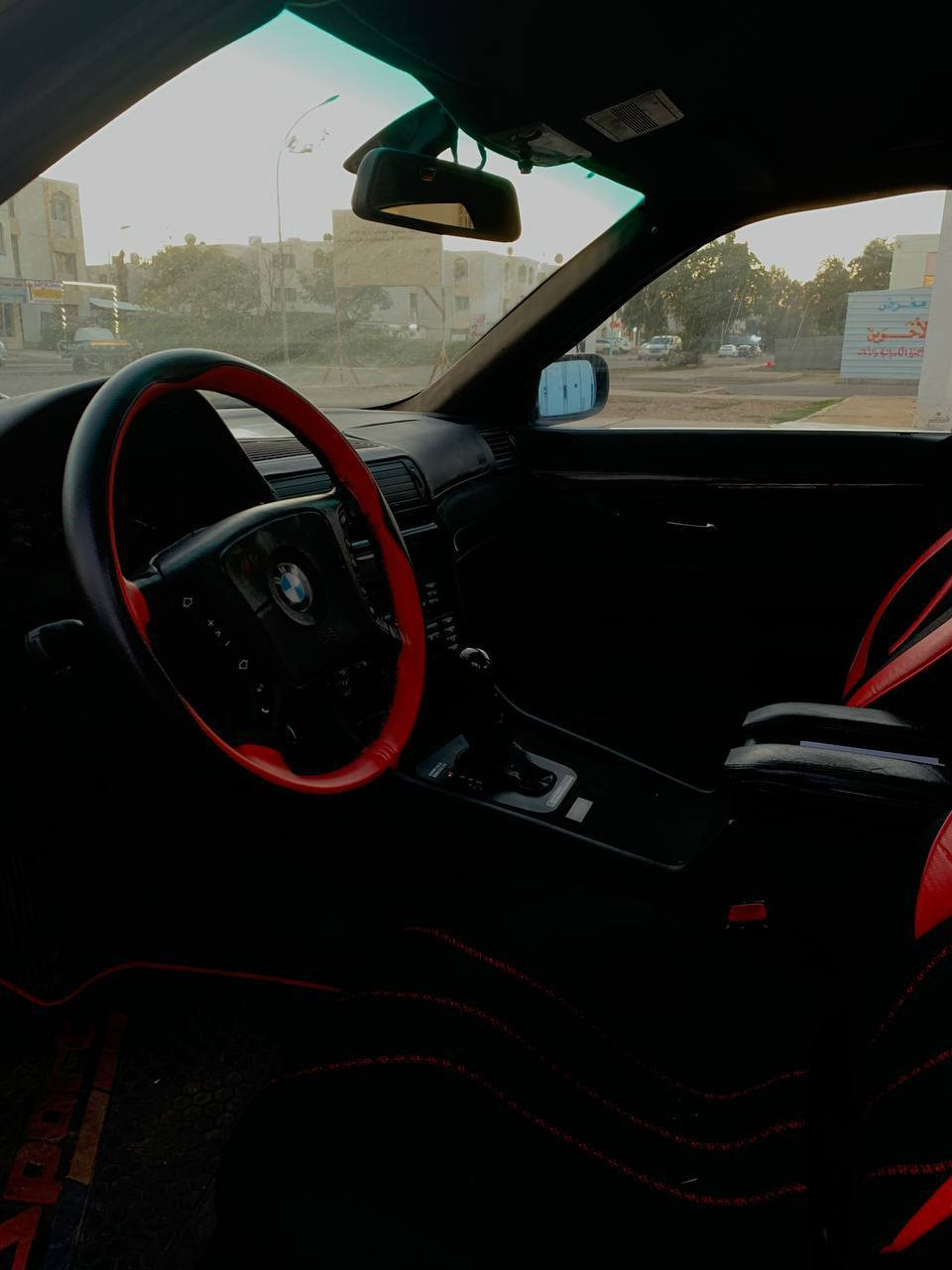 السلام عليكم  للبيع فقط
كير  تبترونك مكينه 4.4 تبريد ثلج شرط كفاله 
سياره ماناقصها كلشي جاهزه الاخر شي 
بس كليرها كافع عايزها رش كلير من جديد 
للبيع ب 58 
تفاصيل واتساب ***********
اتصال ***********
