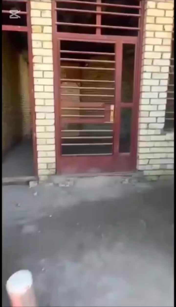 السلام عليكم 90 متر للبيع بغداد شهداء البياع زراعي سوق رضا للاستفسار خاص ***********
