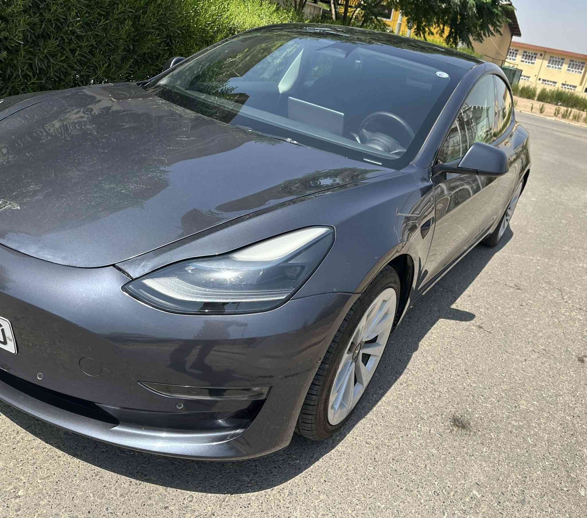 السلام عليكم للبيع
تسلا 3 موديل 2022
لون رصاصي
ماشية 35 ألف mi
السيارة رقم أربيل 
مكان السياره  أربيل
السعر  15500$
للتواصل 
***********
***********
السياره حادثه الجاملغ الامامي اليسار معدل نفسه بارد  +البنيد معدل نفسه بدون صبغ / صور الحادث ورقم الشاصي موجوده  مع الصور 
الايرباك السايرن طاق مرجعه بي طلقه
مواصفاتها: 
-مقاعد جلد اسود
-سقف بنرامي كامل 
-كامرات جانبيه تفاعليه مع الاشاره
-رادار تفاعلي يضهر لك السيارات ع الشاشه 
-جنطه كهرباء 
وبعد موجوده عده مواصفات مامذكوره
