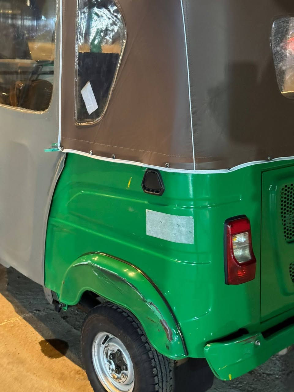 السلام عليكم تك تك باجاج للبيع رقم بغداد تحويل مباشر موديل ٢٢شهر١١ على الفحص الشراي يجي يفحص ويشوف بعينه مكان بغداد الدوره السعر ١٠و٥٠٠وبيه مجال للشراي ورجاءأ رجاءأ الموشراي لايكسر بحلال العالم ولايتعب روحه ***********
