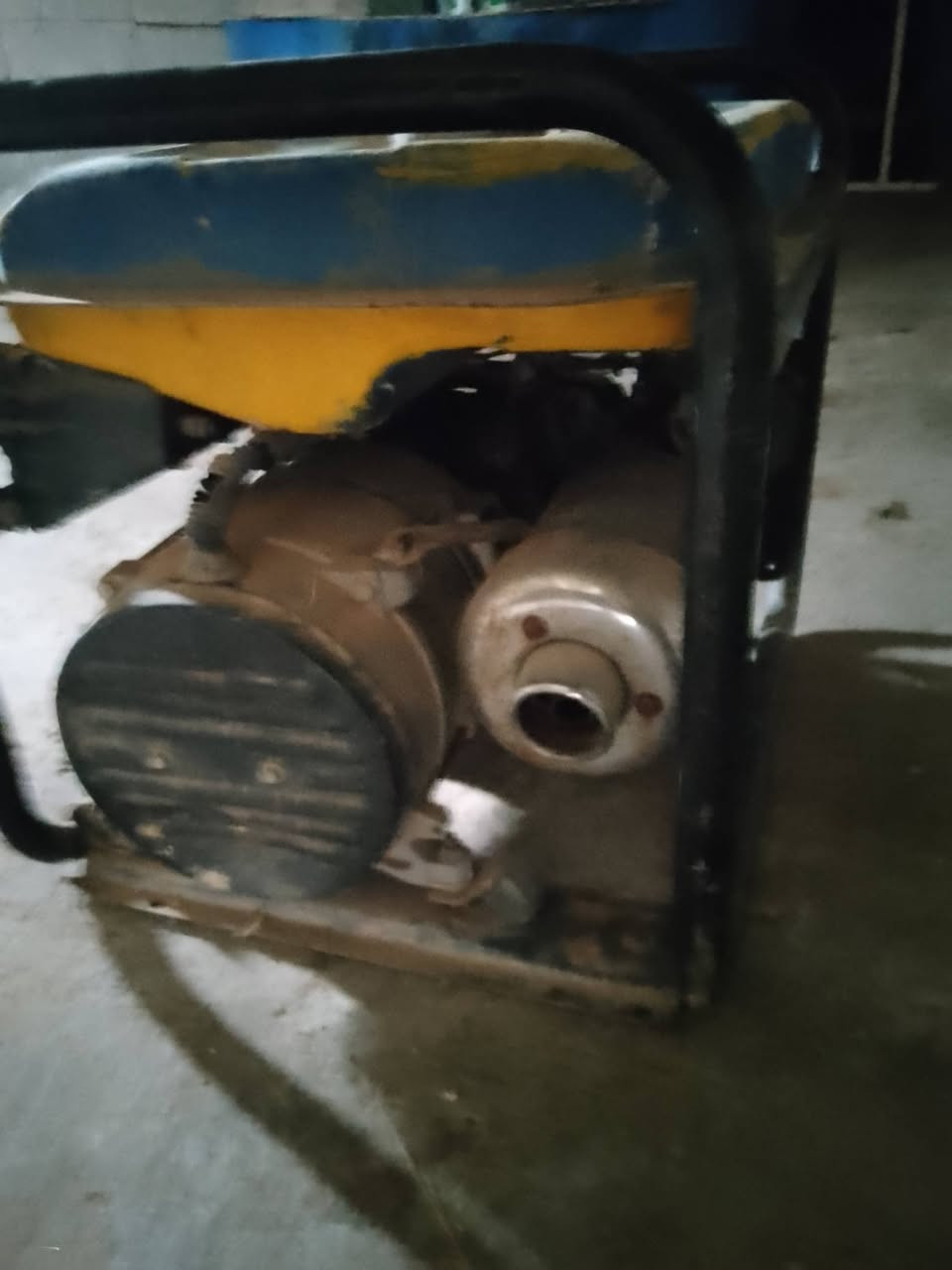 السلام عليكم  مولده تايكر للبيع. ترهم للمحلات
الاتصال على. الرقم.   ***********.   بسعر مناسب
