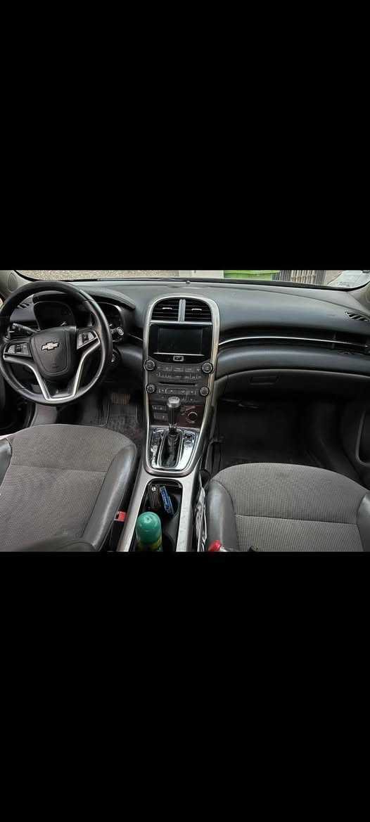 سلام عليكم ماليبو 13 امريكي ضرر قطعتين
فول مواصفات عدا الفتحه  مكاني بغداد سيديه السياره بسهه نواقص بيسطه 
تجي تشوفهه وجيكهه يلا تكطع سعرهه خلص مفتوح وتساب مفتوح ***********
