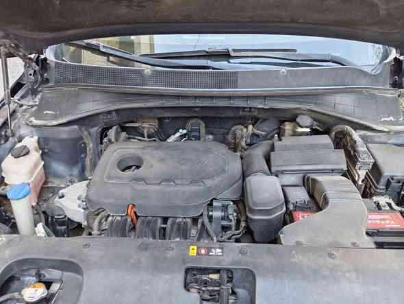 سورنتوا ٢٠١٦ رصاصي محرك ٢٤٠٠jdiحادثها جاملغ ايمن
فور ويل
ثلاث انضمه صرف
كامره وحساسات
خمسه راكب
السعر ١٤٥$
بغداد زيونه
***********
