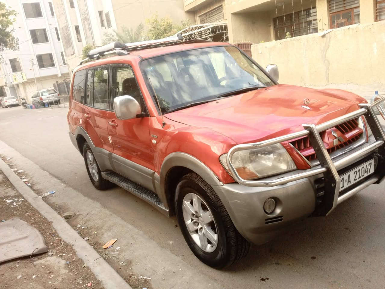 مكينه صدر تخم تاير كهربائيات كله تمام
3قطع تبريد 7راكب شاشه كامره تبريد شغال 
فور ويل شغال سياره مال جناي رقم وسنويه جدد شرط التحويل سعره مناسب عارضه 83وبيه مجال بصيط مكاني الاعظميه الاتصال***********
