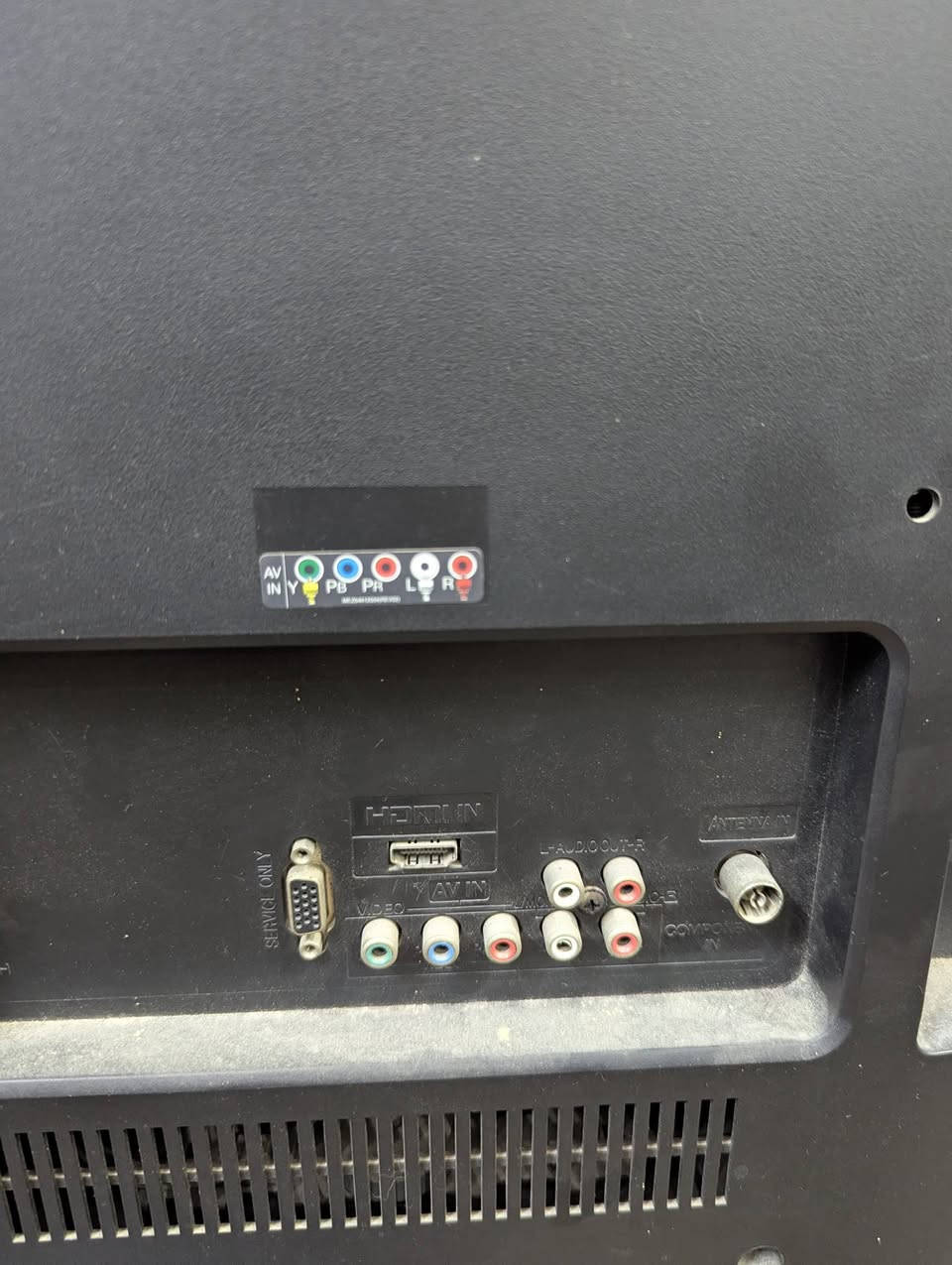 شاشة lg الاصلي كوري بدون نت
حجم شاشة التلفزيون هو 32 إنش قطري، تقريباً 81.3 سنتيمتر. هذا هو الحجم الخاص بموديل LG 32LS3100.�


**إذا كنت صاحب هذا الإعلان وتريد حذفه لأي سبب، رجاءا أرسل رسالة إلى الدعم الفني**