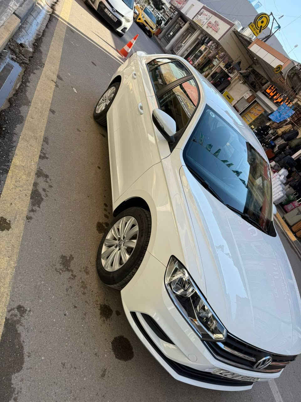 ***********
فولكس واكن بورا 2022
مكفول من صبغ وتعديل كل شي على بلاد
ماشيه ٦٦ الف مابي اي نقص كامل صيانة مسولها
سعرها ١٢٠ ورقة وبي مجال
مكانها كركوك
مكينة 1.5

بي ورقة بانزين والسيارة بأسمي كركوك, العراق
