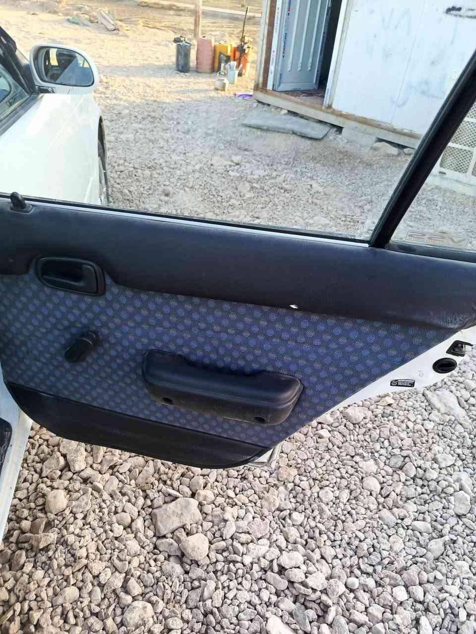 كورلا موديل 1994سنويه 2030 رقم انبار انكليزي شرط التحويل مصبوغه عام محرك وكير مكفولات تخم تاير حداديه جديده غرفه نظيفه كهربائيات كله شغاله تبريد شغال 
السعر 48 العنوان الفلوجه الاتصال ***********،، ***********
